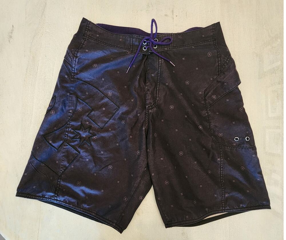 DC Men's Boardshorts SZ 36 Black Purple Y2K Skater Grunge